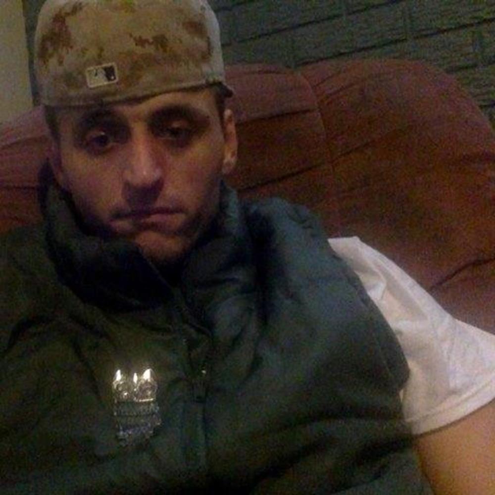 Meet your Posher, Zachary